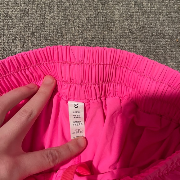 Super cute Amazon butterfly shorts - Picture 3 of 4